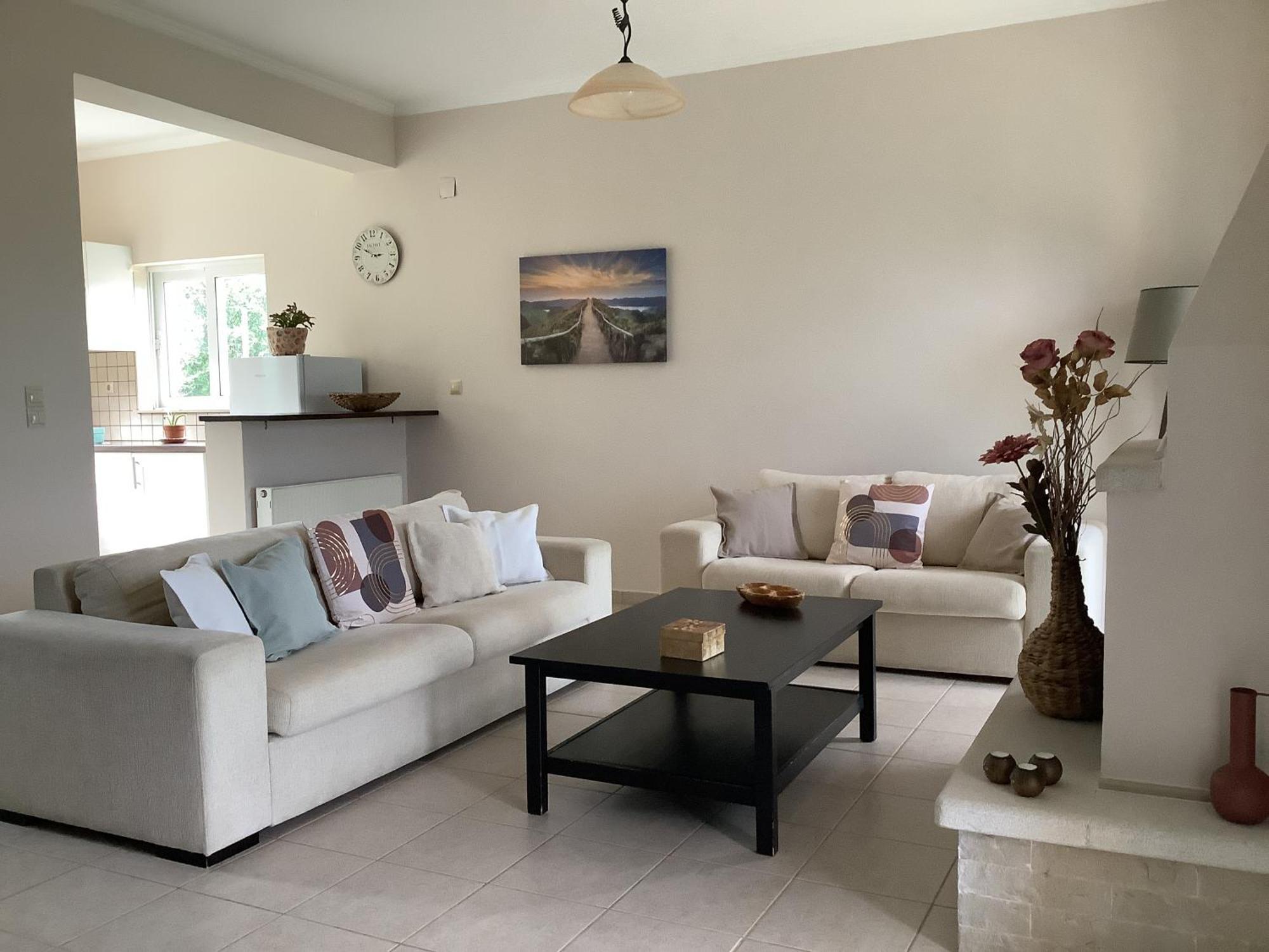 Villa Sunrise Apartment Γουβιά Εξωτερικό φωτογραφία
